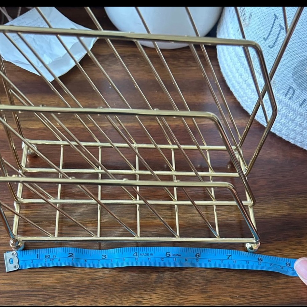 Gold Wire Organizer Rack - Picture 2 of 2